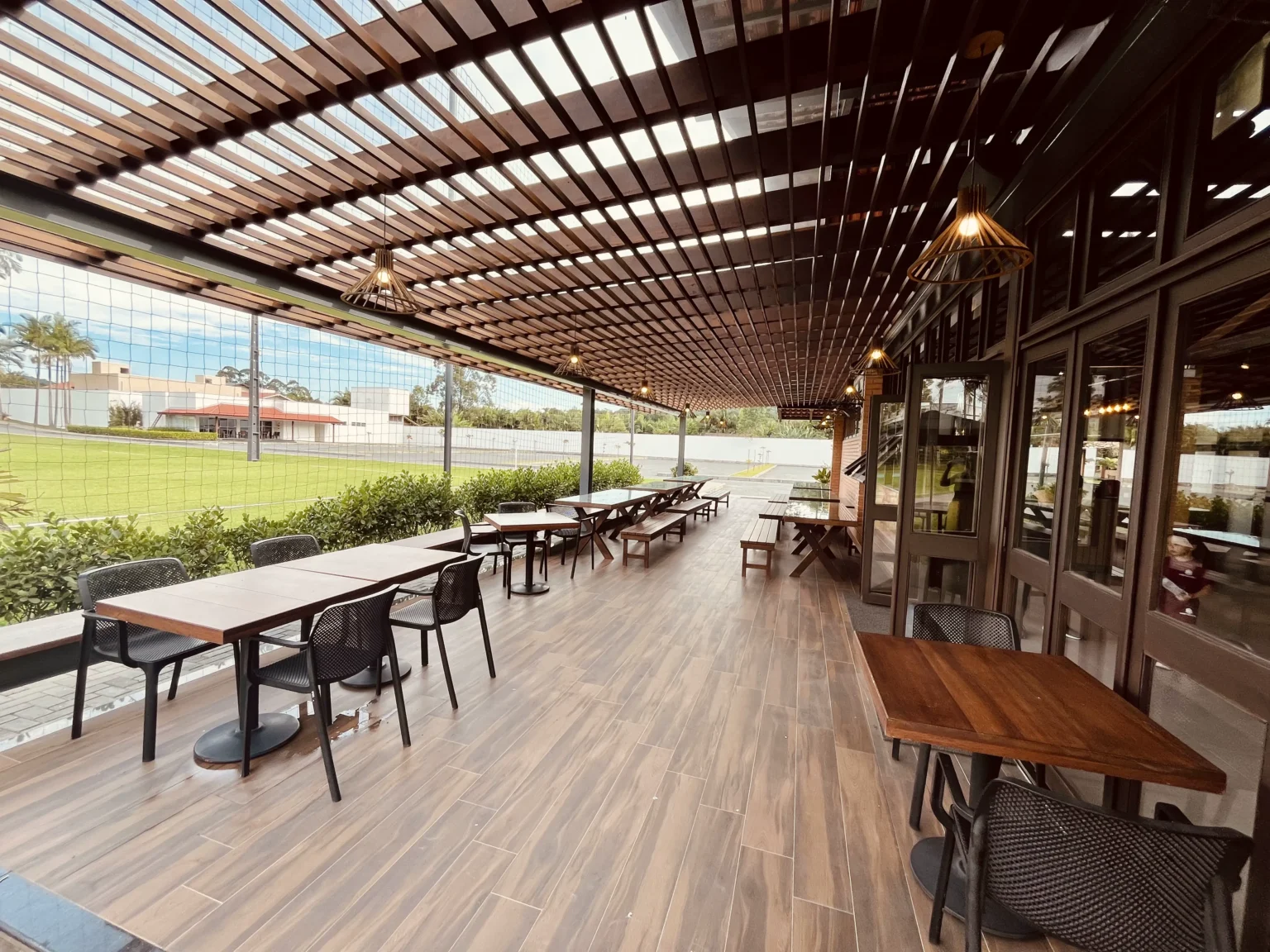 Pergolado Gourmet Clube Locomotiva Eventos