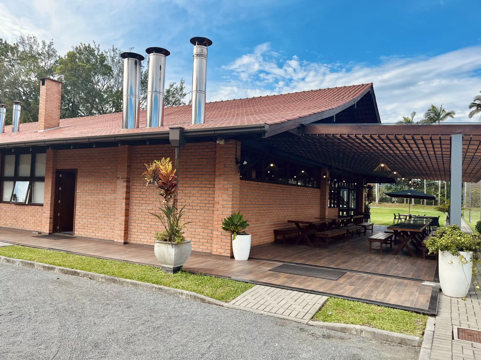 Pergolado Gourmet Clube Locomotiva Eventos